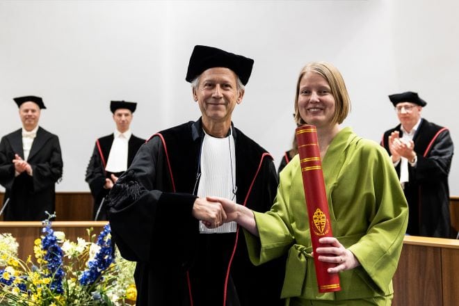 Pionieren in de behandeling van mensen met dementie en ernstige gedragsproblemen Gerrie van Voorden tijdens haar promotie